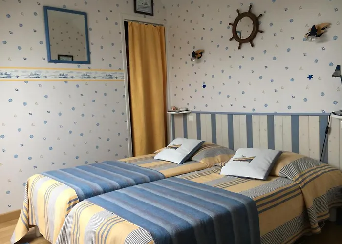 La Maison S'apelle Le P'tit Nid Nocleg ze śniadaniem Granville